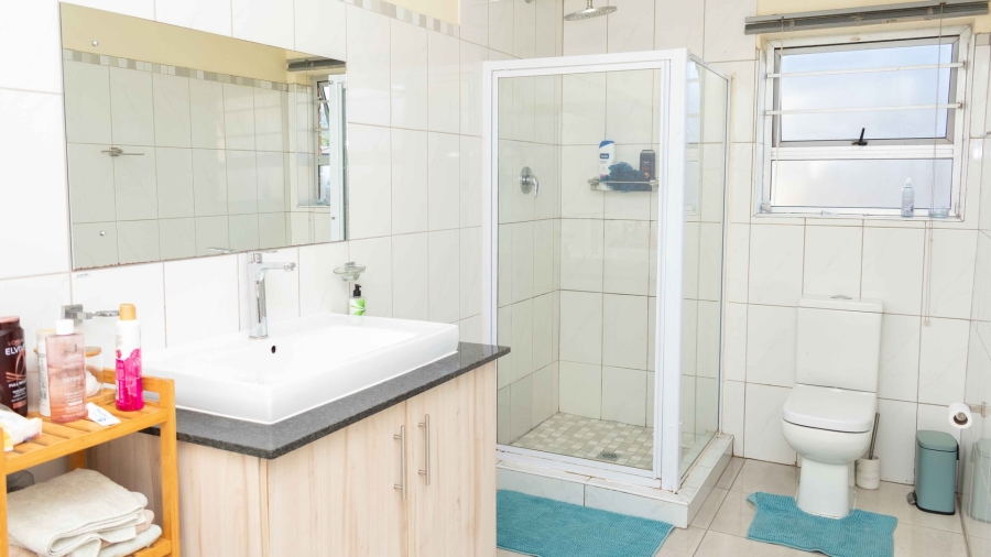 3 Bedroom Property for Sale in Lovemore Park Eastern Cape